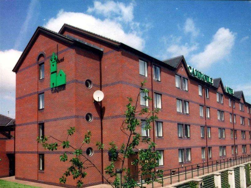 Campanile Manchester Bagian luar foto