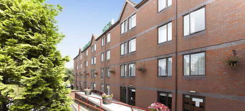 Campanile Manchester Bagian luar foto